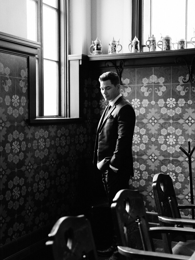 san-antonio-wedding-photographer-hotel-emma_0007