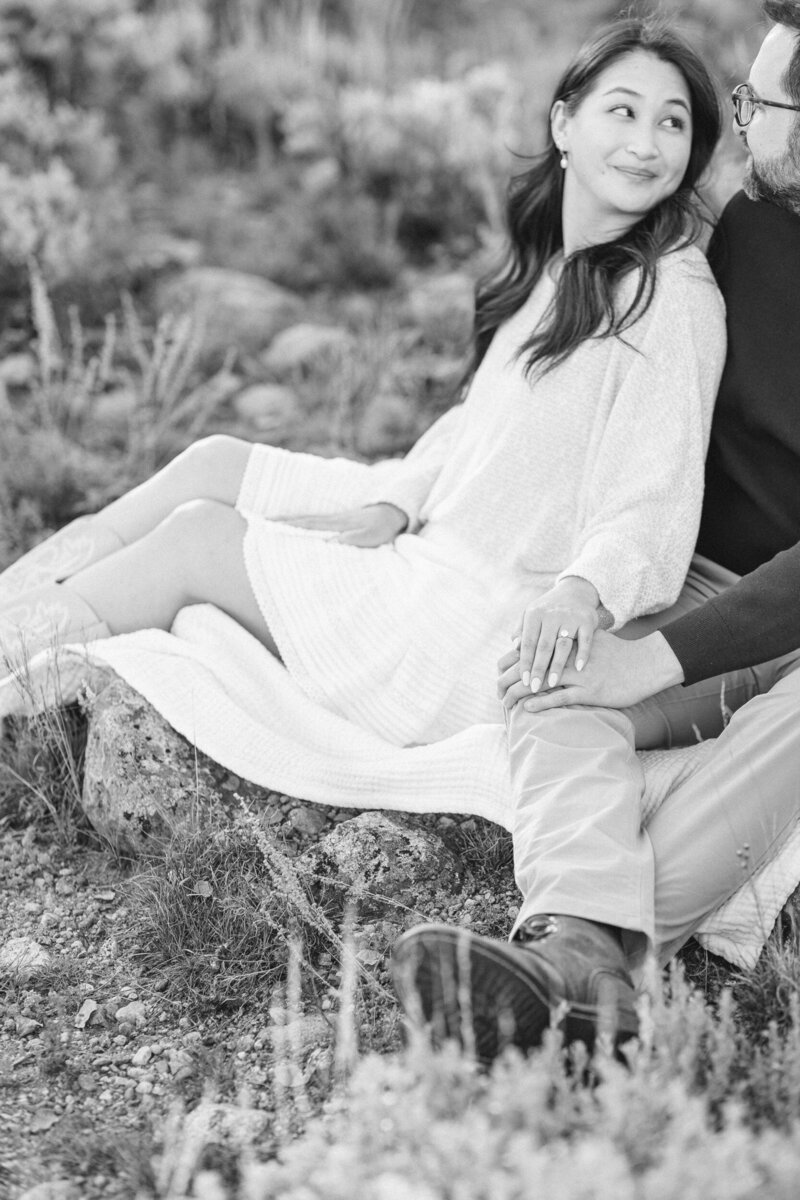 Twin-Lakes-Colorado-Mountain-Engagement-4