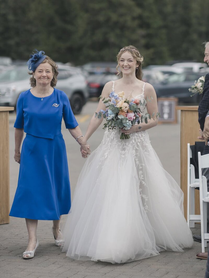Timeless Tales Creatives - Fine Art Documentary Wedding Photographers in Banff - Banff Springs Golf Course Wedding (12)