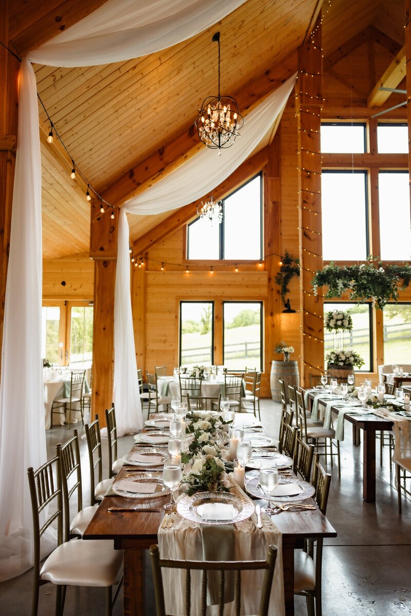 A+J_TheBarnAtWillowBrook_Wedding_LeahReddingPhotography-660