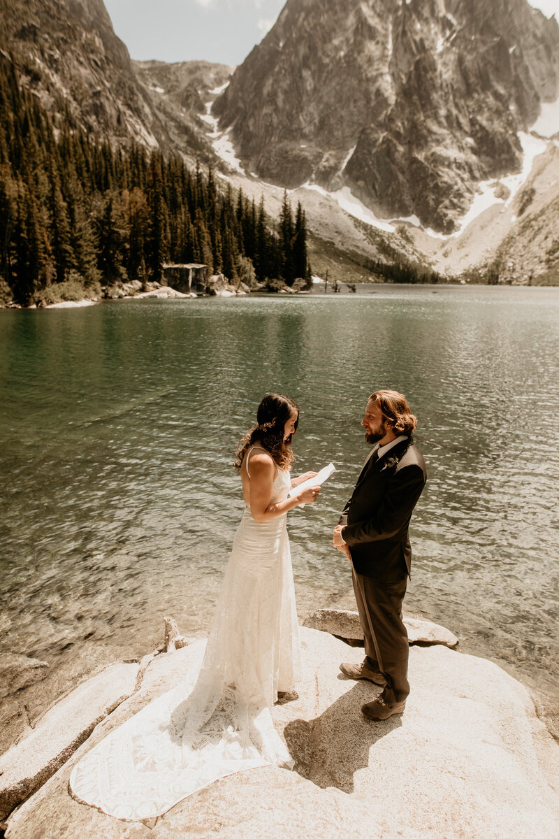 colchuck-lake-elopement-photographer-breeanna-lasher-113