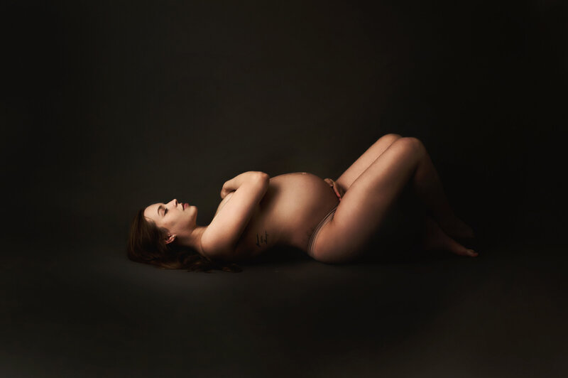 Studio Maternity Edit 02