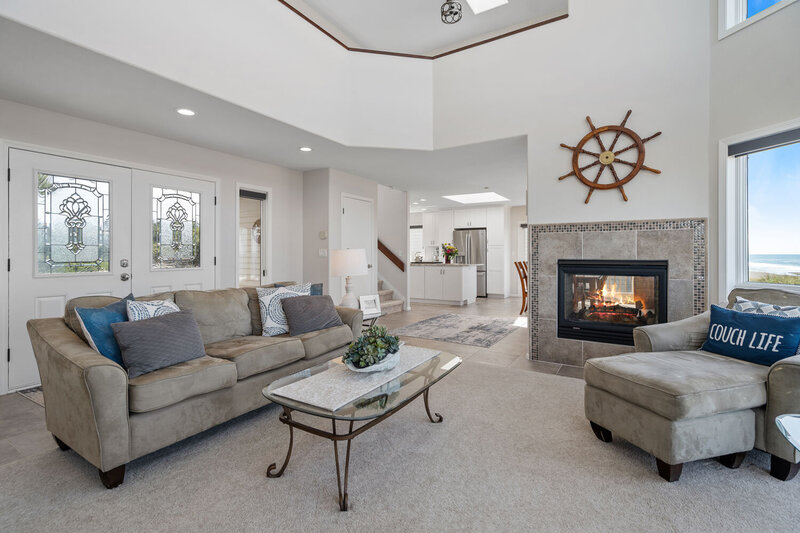 Lincoln City, Oregon Real Estate Photographer