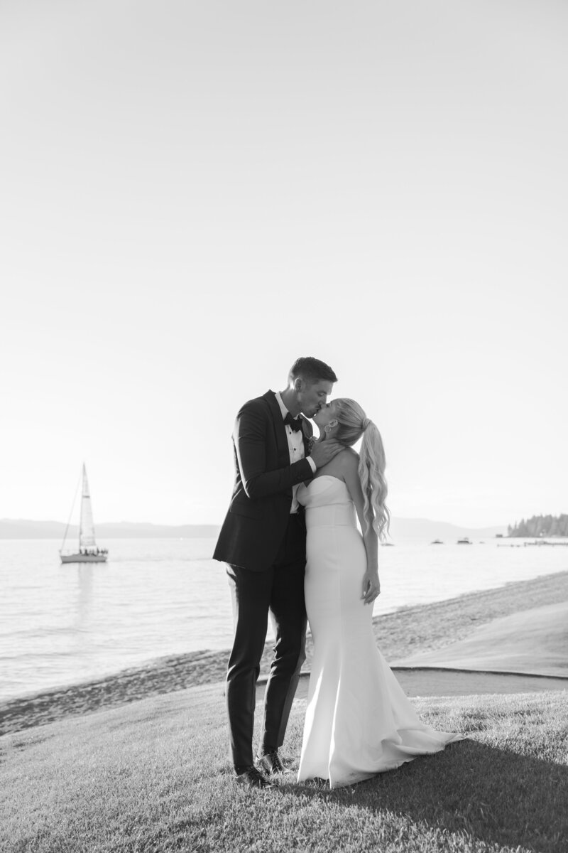 Julia and Ty Leaf Wedding Photos 769