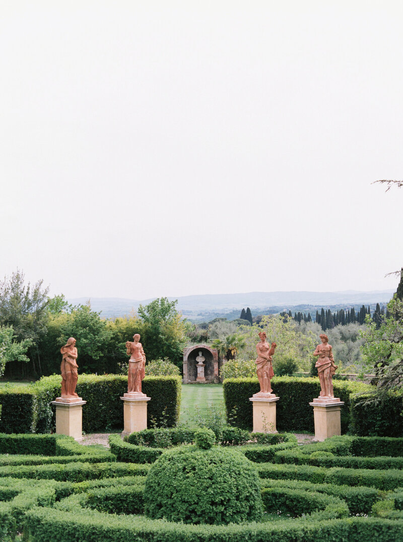 Sheri McMahon - Villa Catignano Tuscany Siena Italy by Fine Art Film Destination Wedding Photographer Sheri McMahon-6