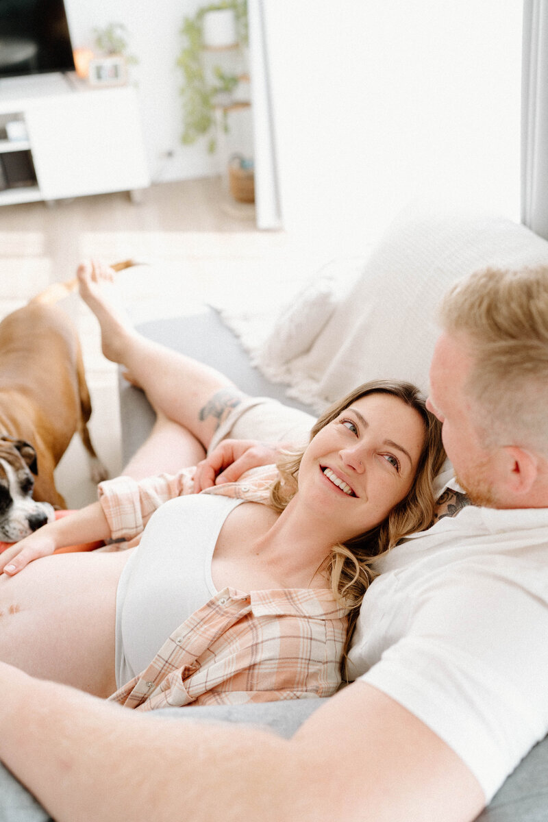 Bec and Jack - Home Maternity Shoot - Sweet Valencia Photography-54