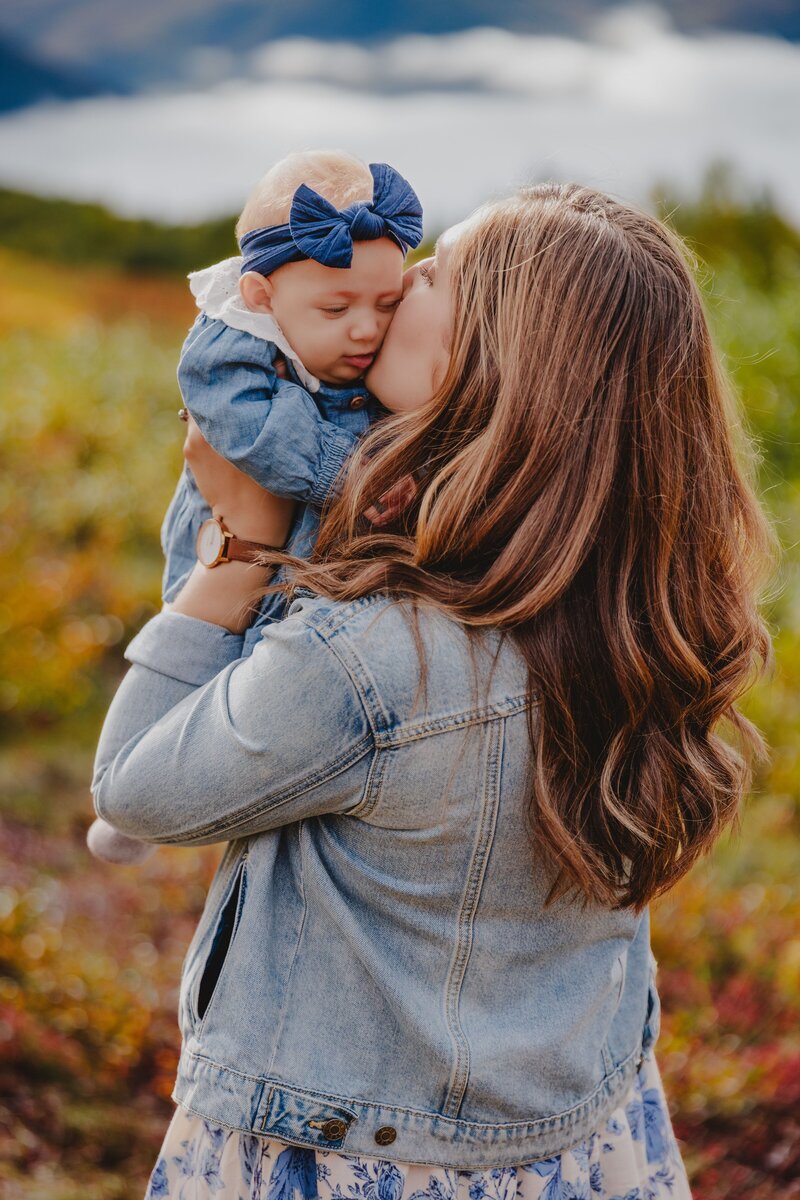 Alaska-Family-Arctic-Valley-D&A_23