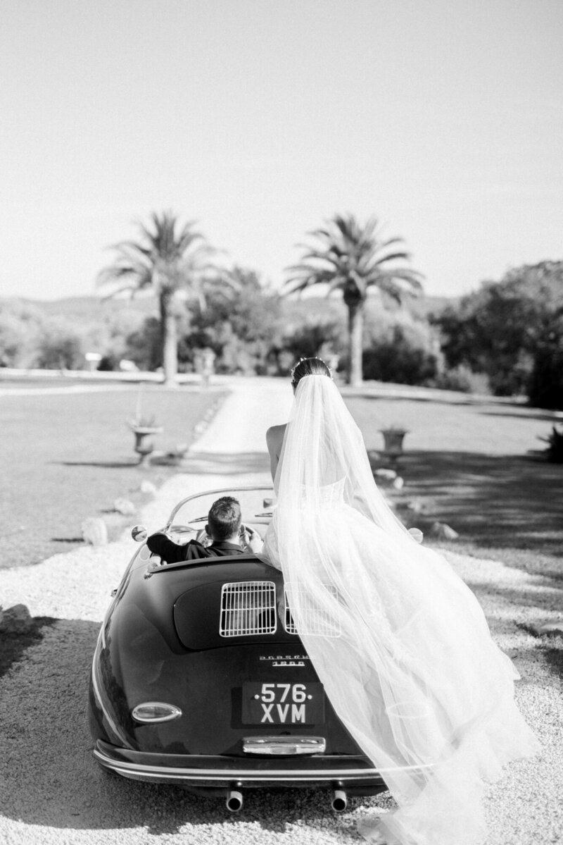 Maïlys Fortune Photography Husband Wife Wedding Weddings Photography France Switzerland Italy Timeless Dreamy Imagery Bilingual French English Destination Weddings Destination Wedding Provence French Riviera Paris Lake Como Tuscany13