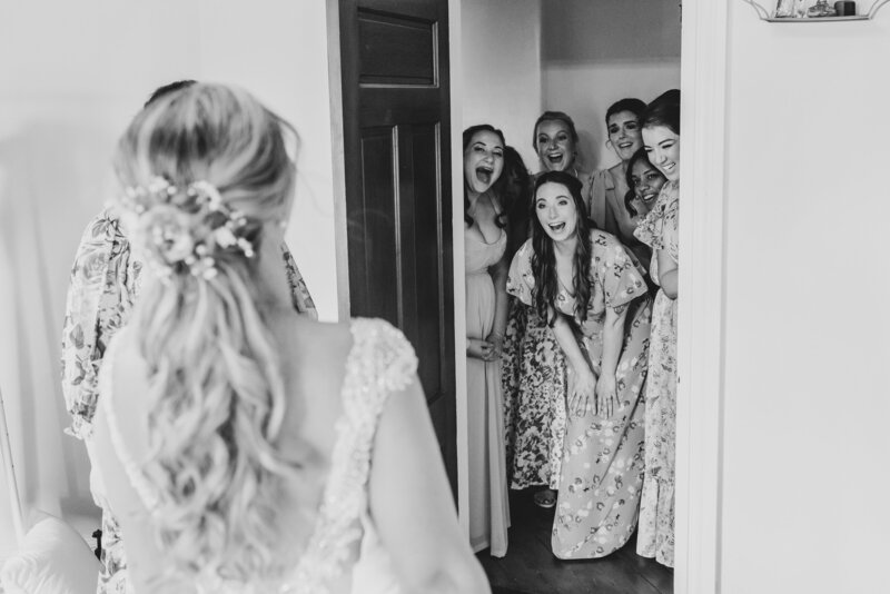 Alena-Zach_WeddingPreviews_11