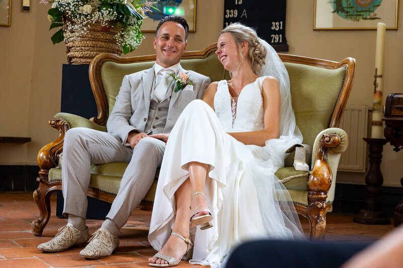 Trouwceremonie jolien spreekt met liefde