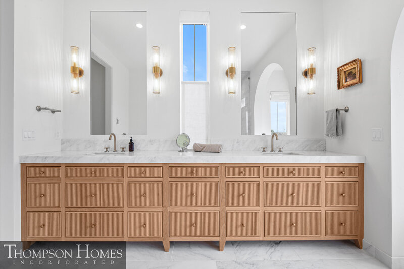Thompson-Homes-Chateau-Moderne-Meridian-Custom-Home-Builder-96
