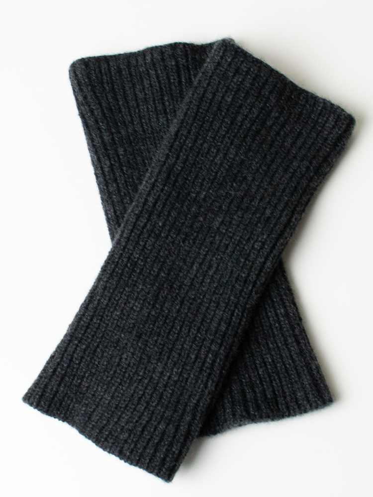 Seattle Mitts Cashmere Charcoal flat