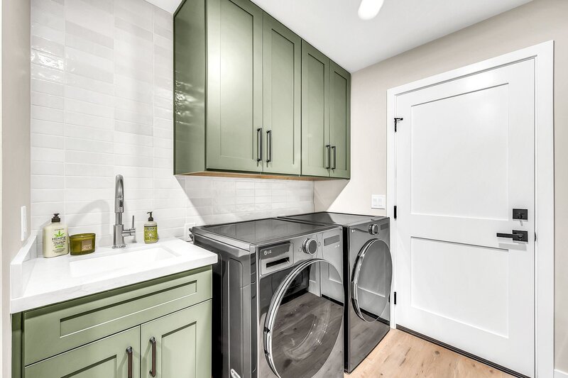 6421 E Winchcomb Dr-45