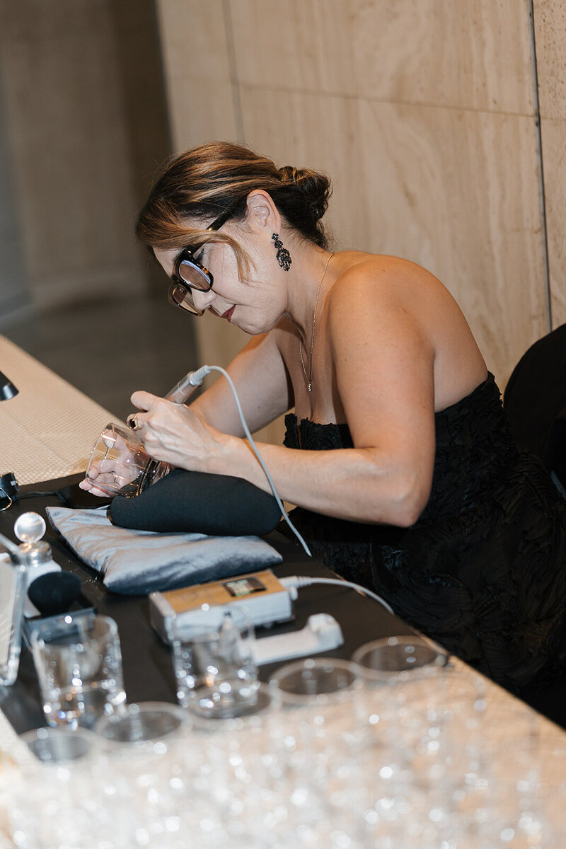 live calligrapher & engraving
