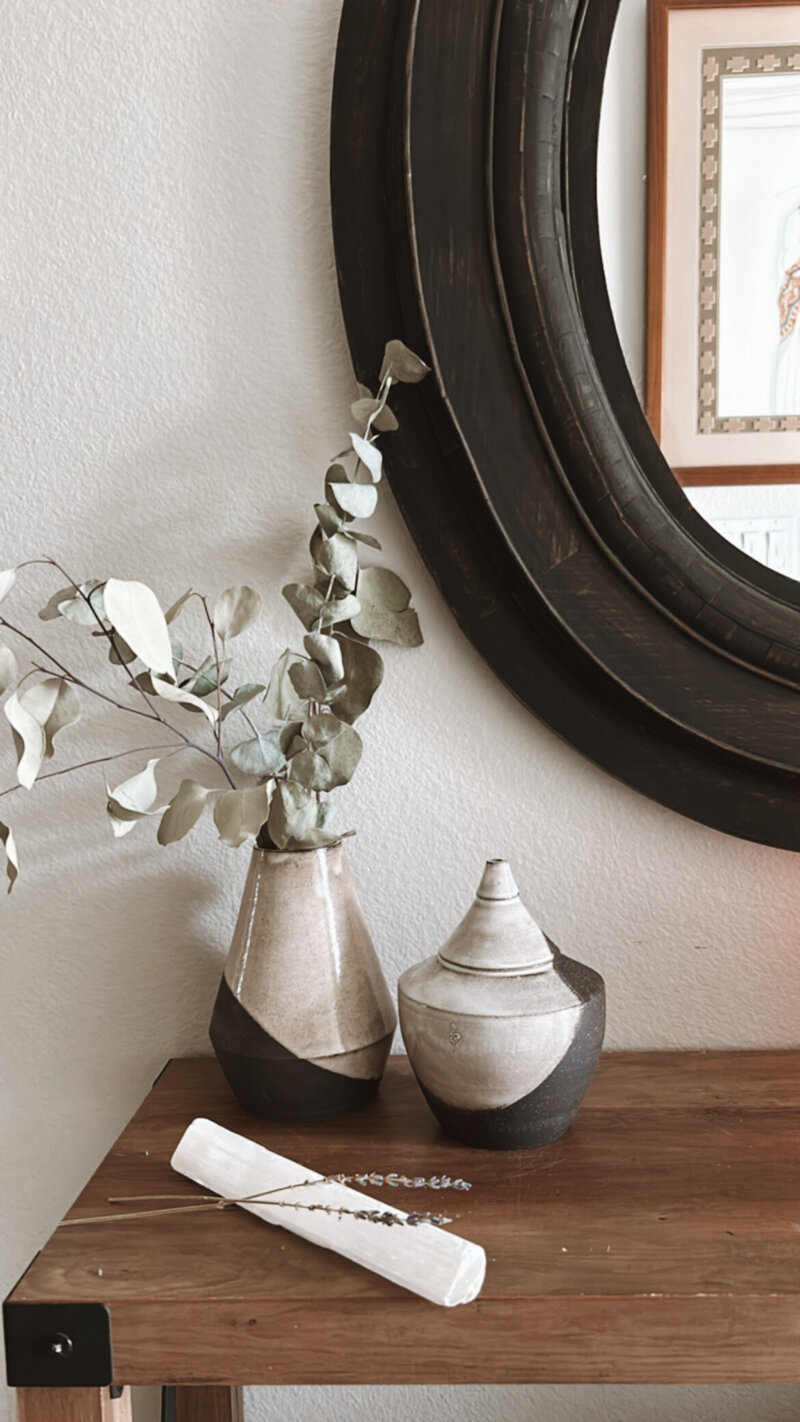 Lilith_Vases_1