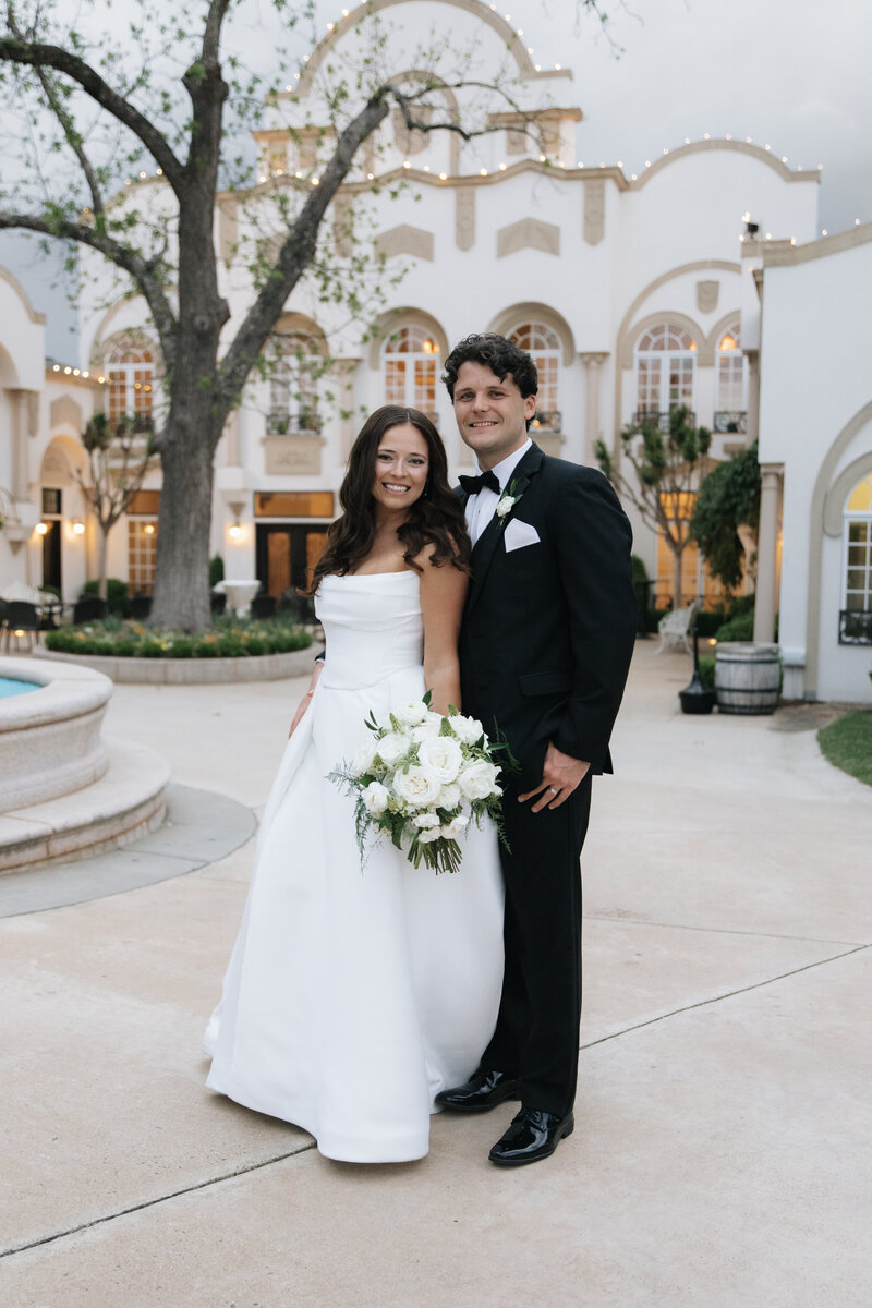 Debbie Elisa Photography - Virginia Wedding PHotographer - Morais Vineyard (15 of 16)