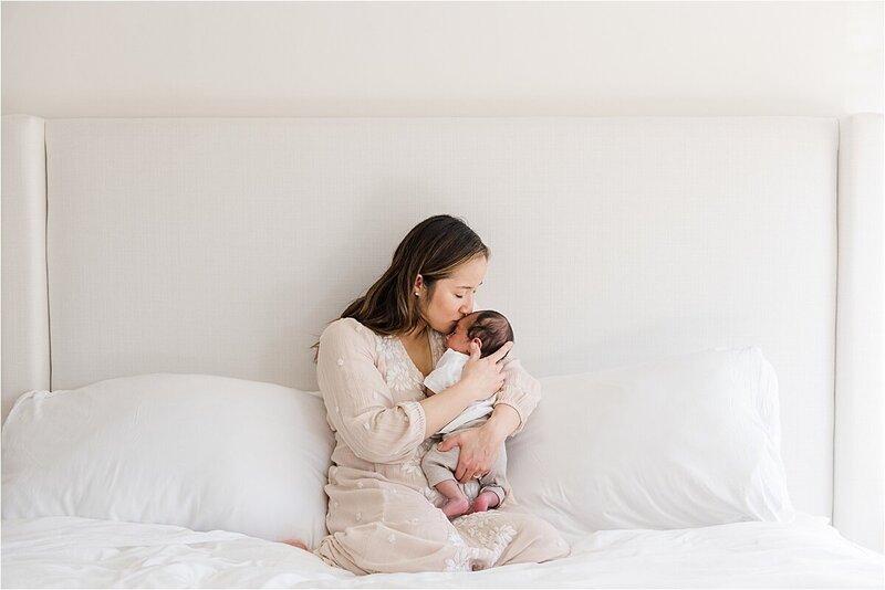 in-home-newborn-photographer-alexandria-virginia-newborn-photo9