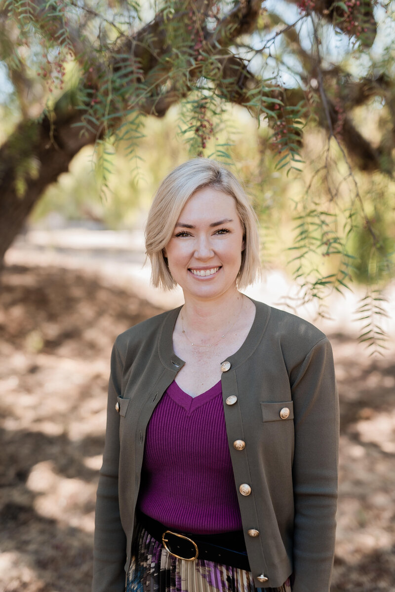 Portrait of Faith, click to open her bio.