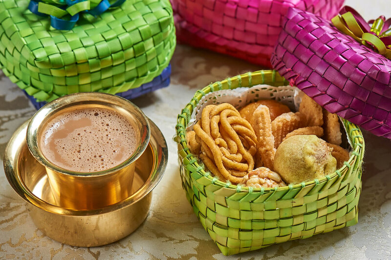 Masala chai served with snacks