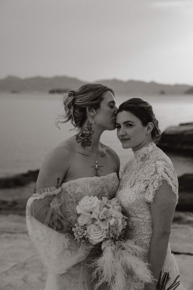 GREECE-ELEOPEMENT-BRIDE-BRIDE-photography-9