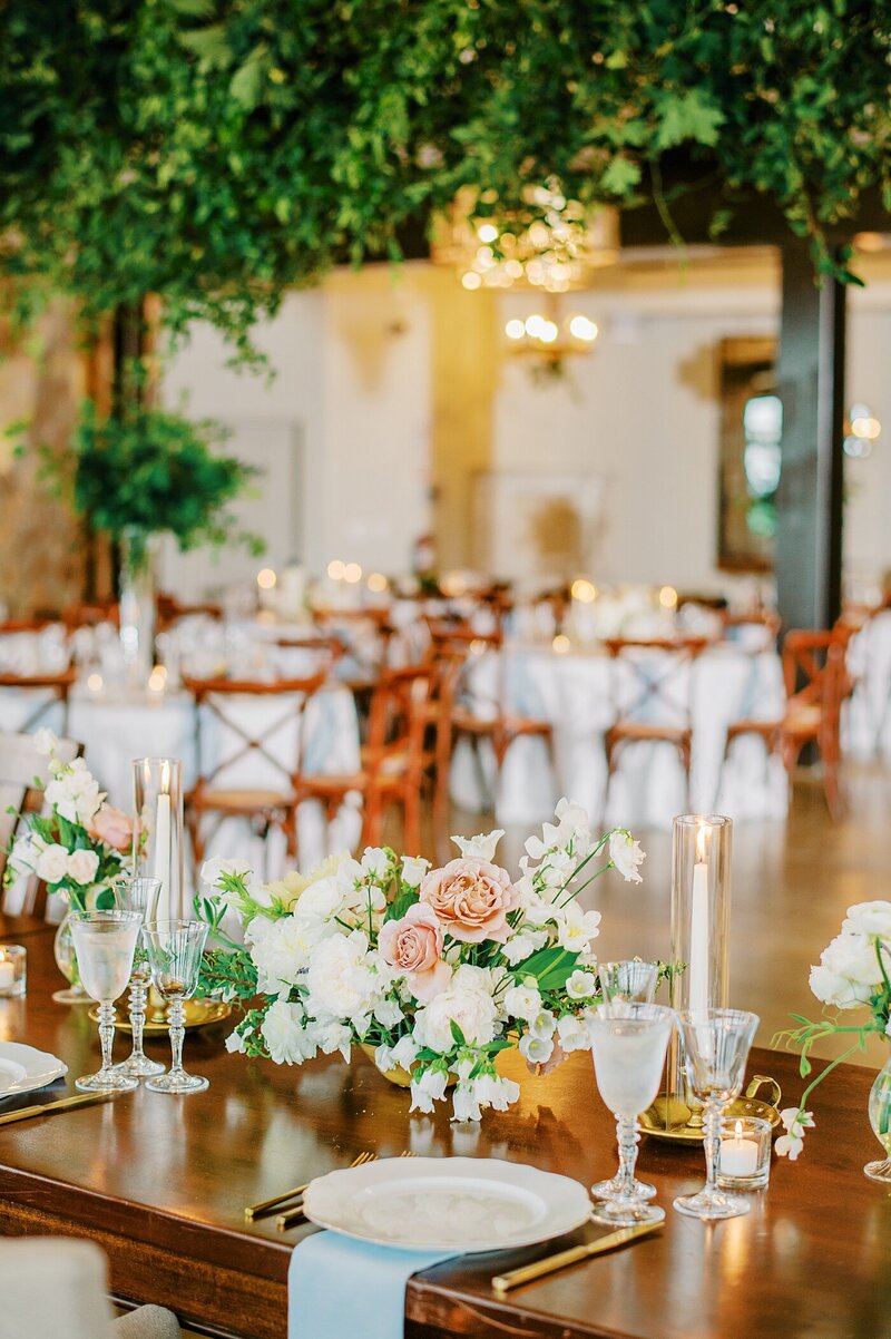 Stone-Tower-Winery-Virginia-East-Coast-Wedding-Photographer-Lauren-R-Swann-photo_0209-photo