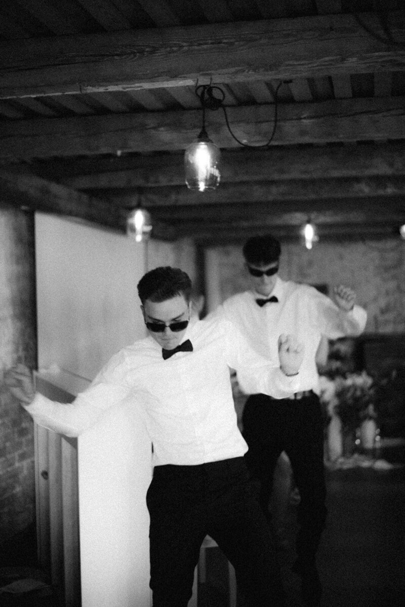 Wedding photo of an Intimate  wedding reception  in Porvoo by photographer Hannika Gabrielsson