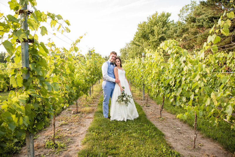 Bride-Groom--winery-Sunset-Photos.jpg