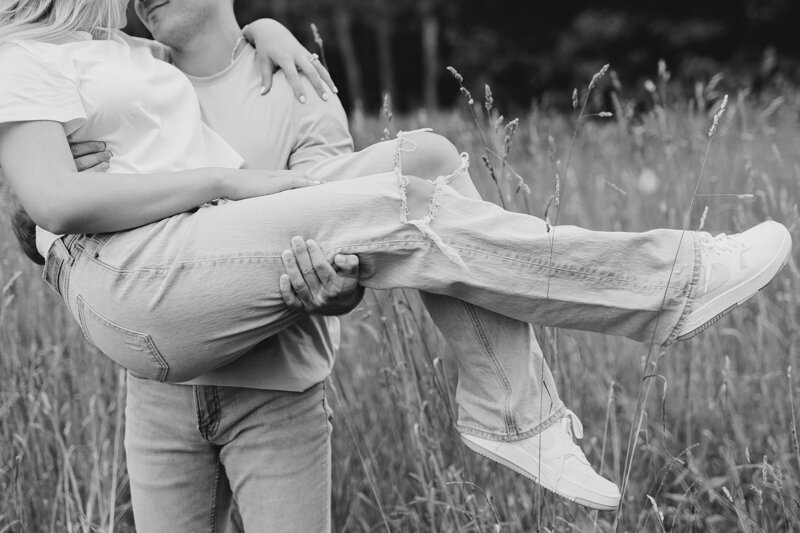Zach&MaddyEngagements-90_websize