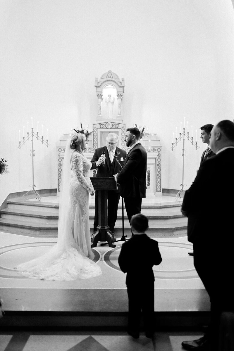 chapel-ceremony-black