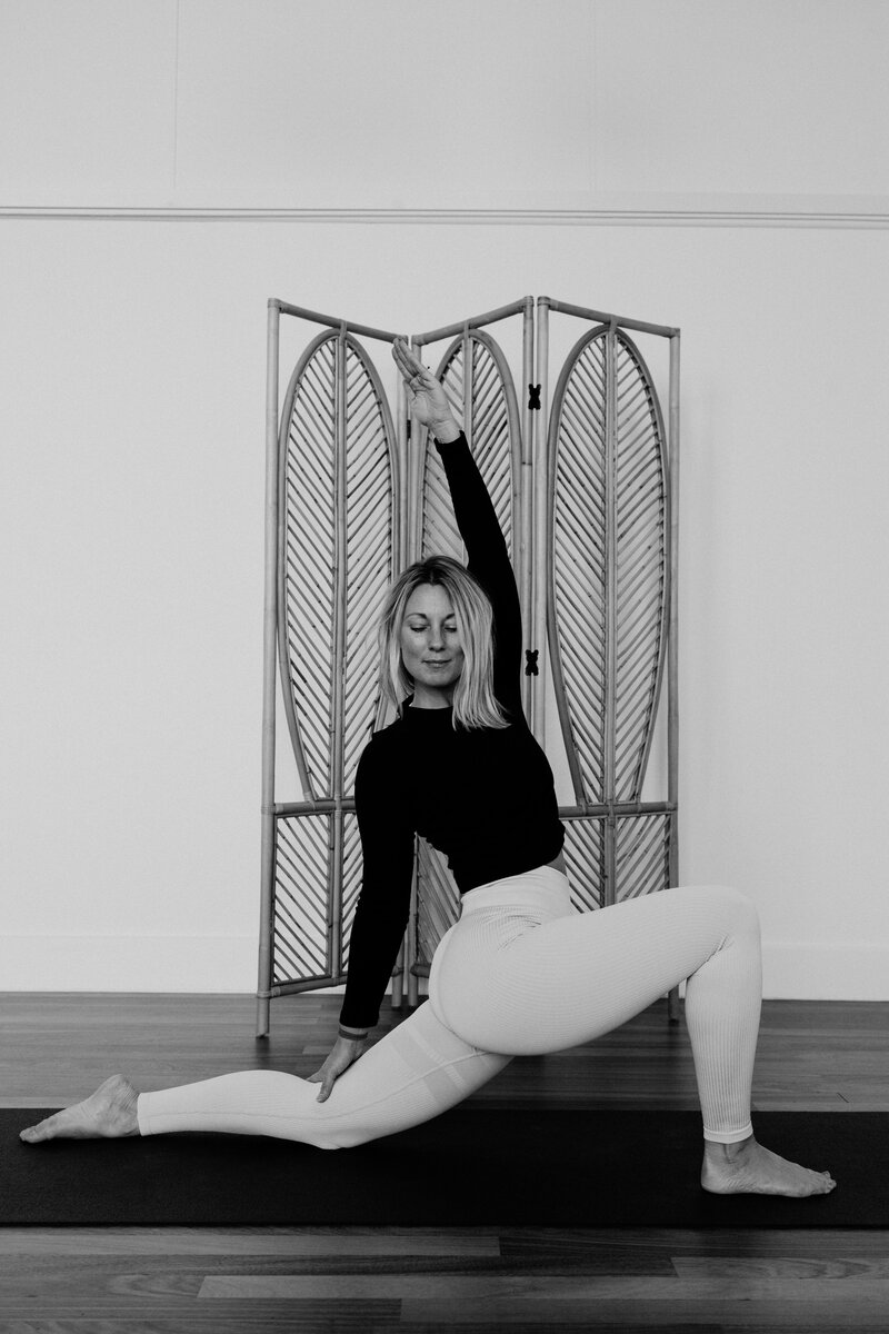 Yoga, yin yoga, yang yoga, relax, ontspanning, mind, body, bindweefsel, bewegen, vitaliteit, overspannen, burn-out, coach, coaching, burnoutcoach, bewustwording, leefstijl, gezond, gezondheid, den helder
