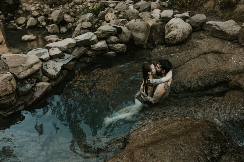 MichaelaHPhotographyCouplePortlandOregonVancouverWashington-13