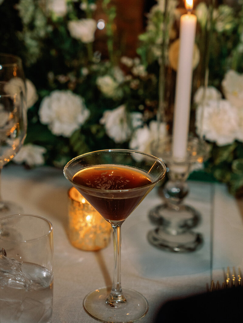 Timeless winter wedding at the iconic Hay-Adams hotel in Washington DC