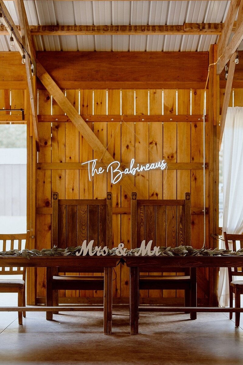 burlap-and-bells-wisconsin-wedding-venue-52