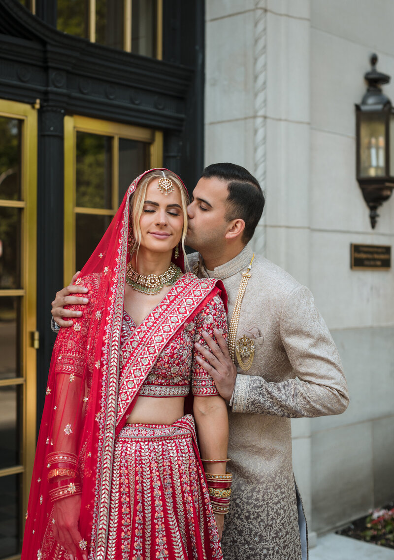 The-Drake-Hotel-Chicago-Indian-Hindu-Wedding_539