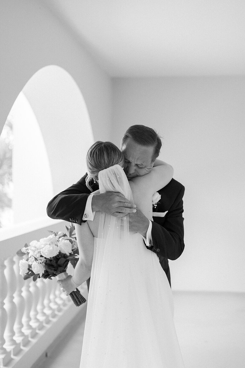 A bride and father have emotional first look at New Jersey wedding