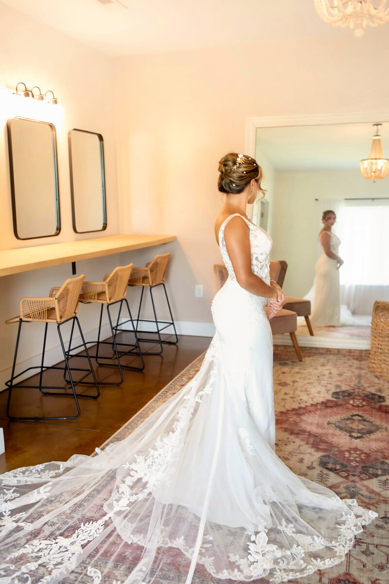 The River Place wedding venue private bridal suite in Tennessee