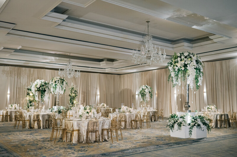 Gold and green wedding reception planned by Kate & Co in the midwest. Photo by Nebraska Wedding Photographers, Anna Brace.