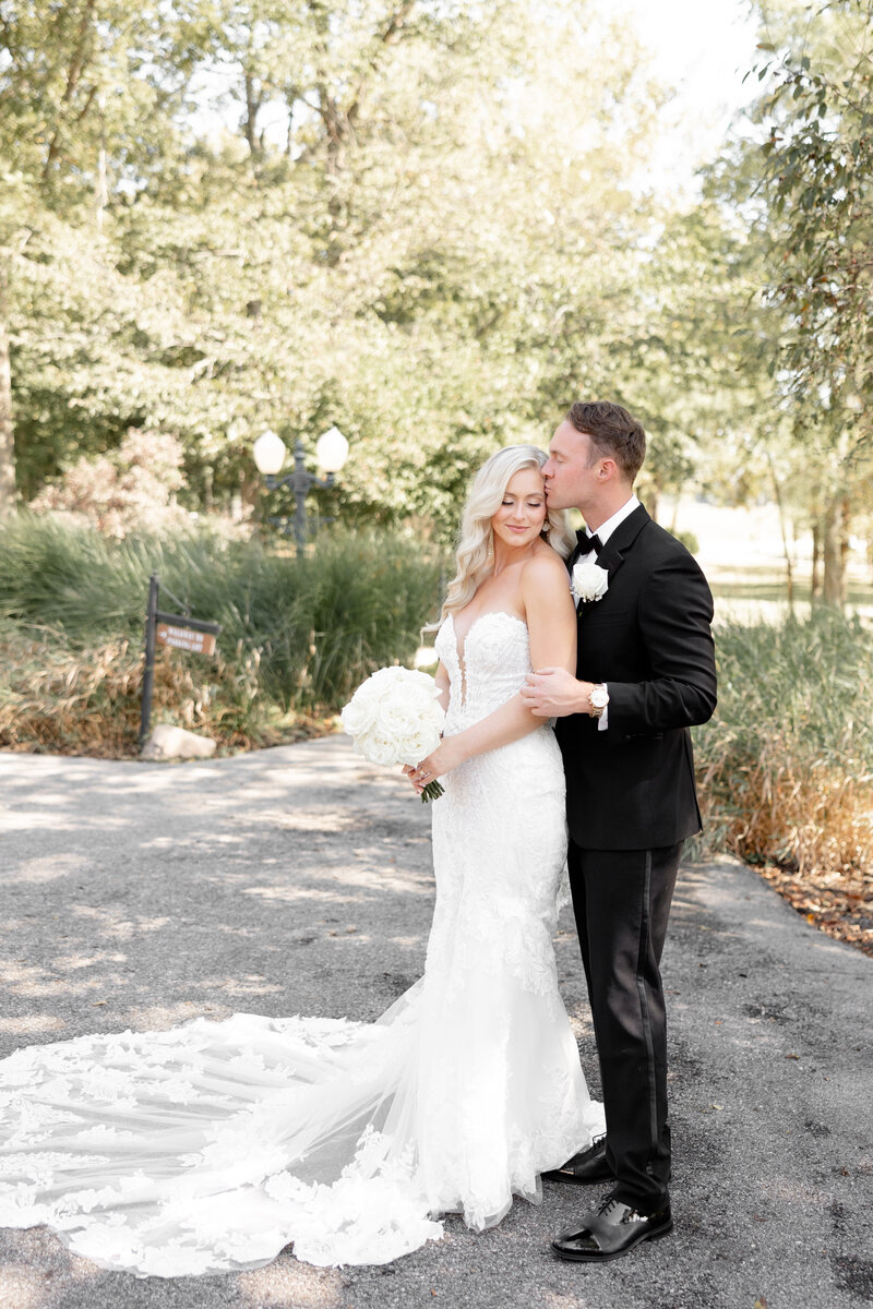 Indiana_Michigan_Wedding Planner_Lizton_Lizton Lodge_Bridal Fashion_Bridal Gown_Betrothed_Bride & Groom