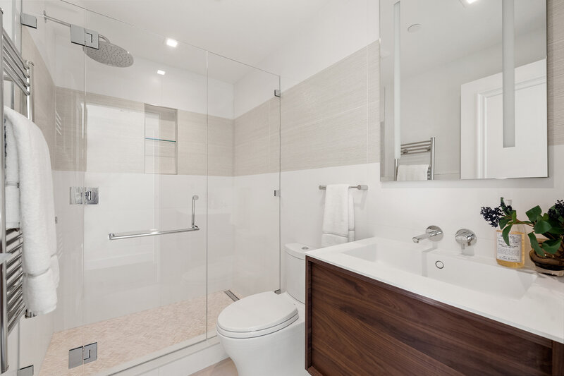 Guest bathroom at Residence IA Maison Commonwealth