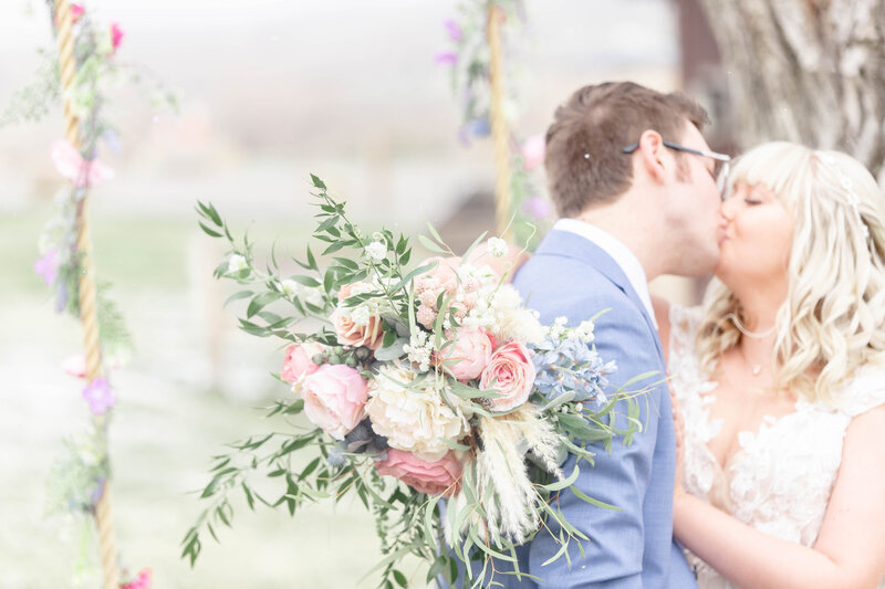 spring wedding at the camelot ranch wedding venue in billings montana 