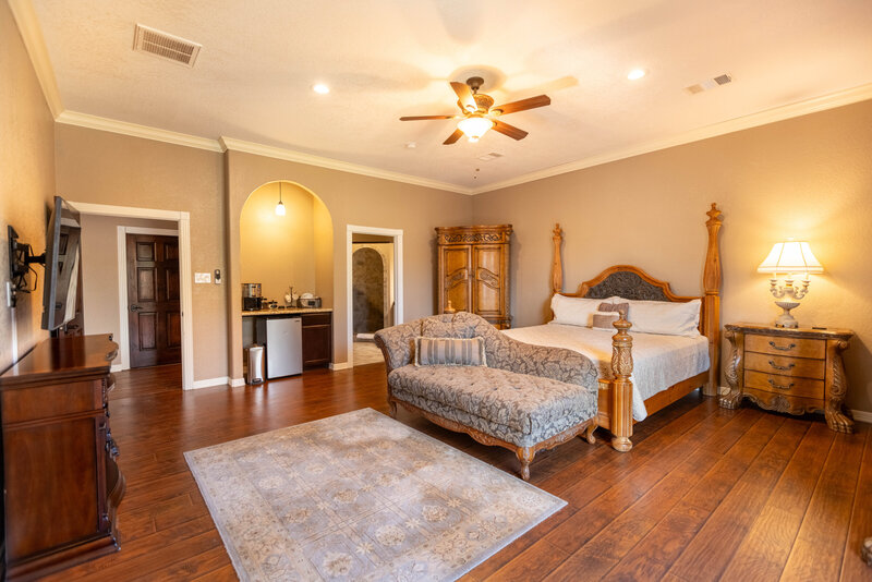 Suite in Wimberley Hotel & Inn