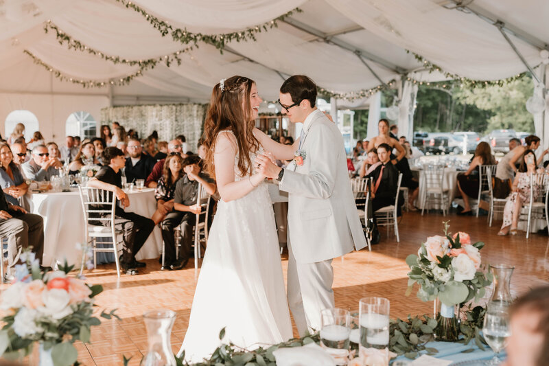 50-Makayla and Phillip - Wedding - Ann Arbor Michigan Photographer - Waldenwoods Howell
