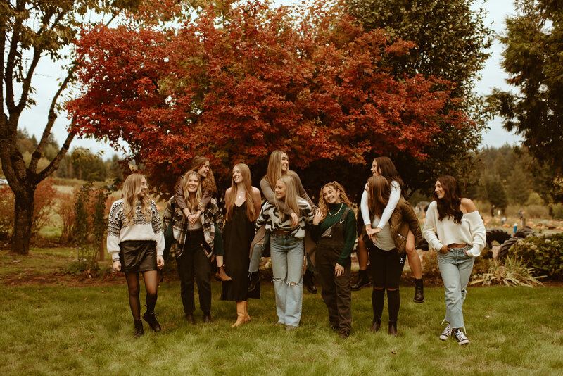 Portland Oregon Fall Senior Photos Friends