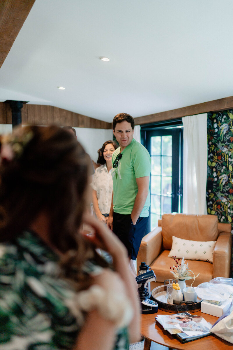 Nick_Elena_The_Greenbriar_Inn_MicroWedding-240