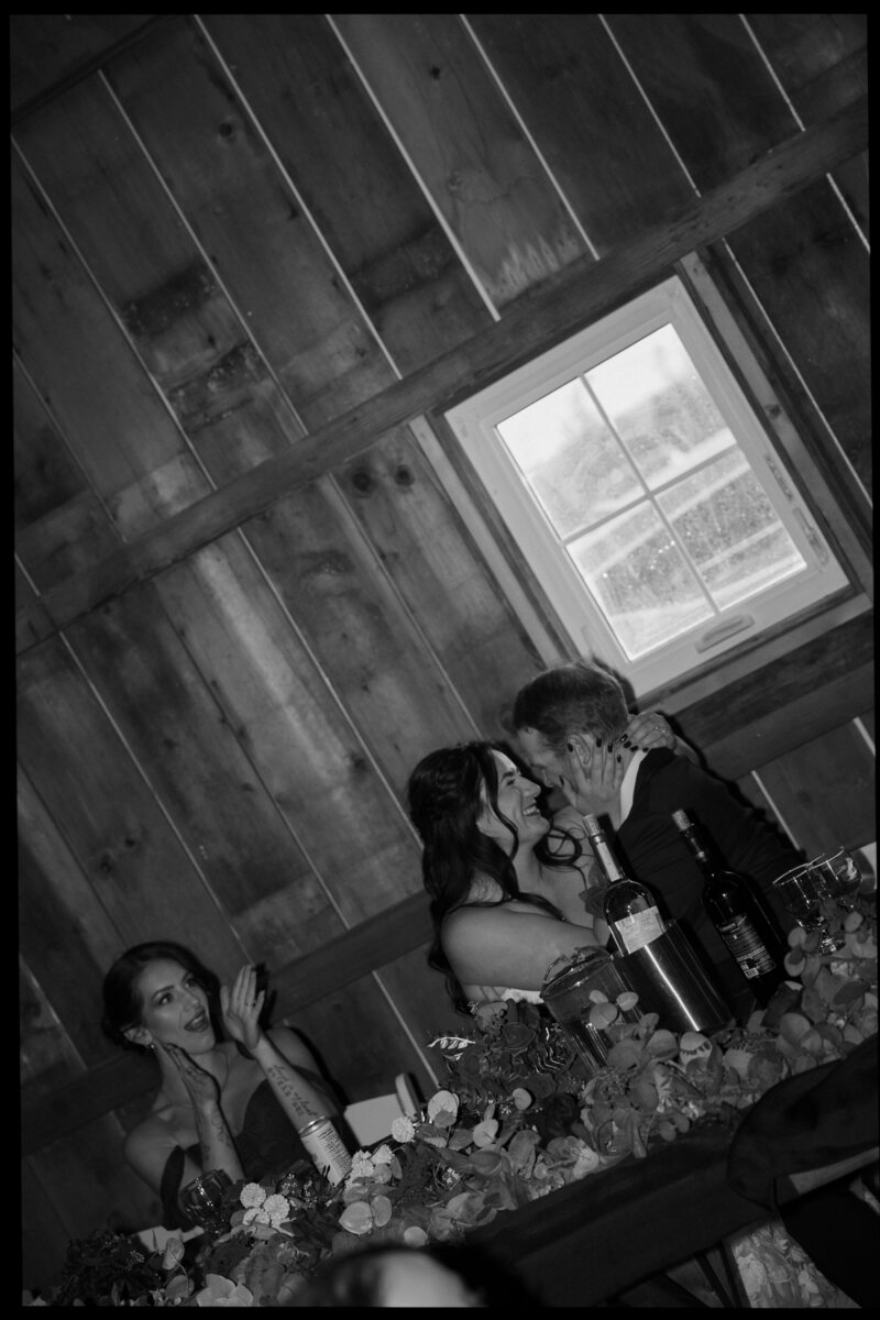 michaela+matteo-fall-alberta-wedding-photographer-78