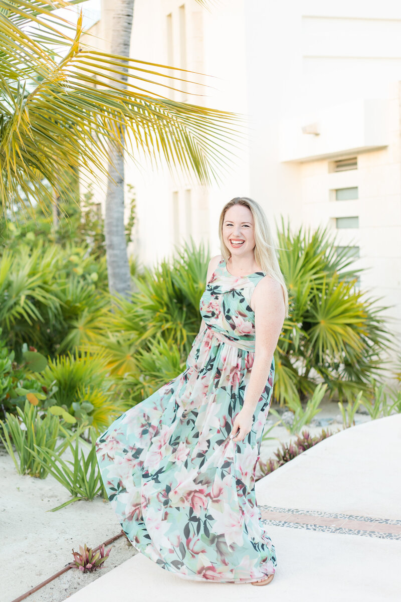Danielle Chaviano is a Cancun Wedding Photographer and Videographer
