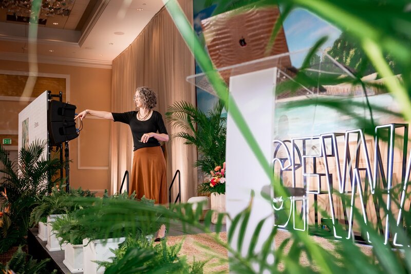 Meredith speaking at United Apart