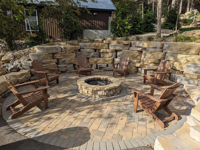 Hardscape-in-Manchester-Cedar-Rapids-Iowa-Supreme-Green-_20230925_211140643 (1)