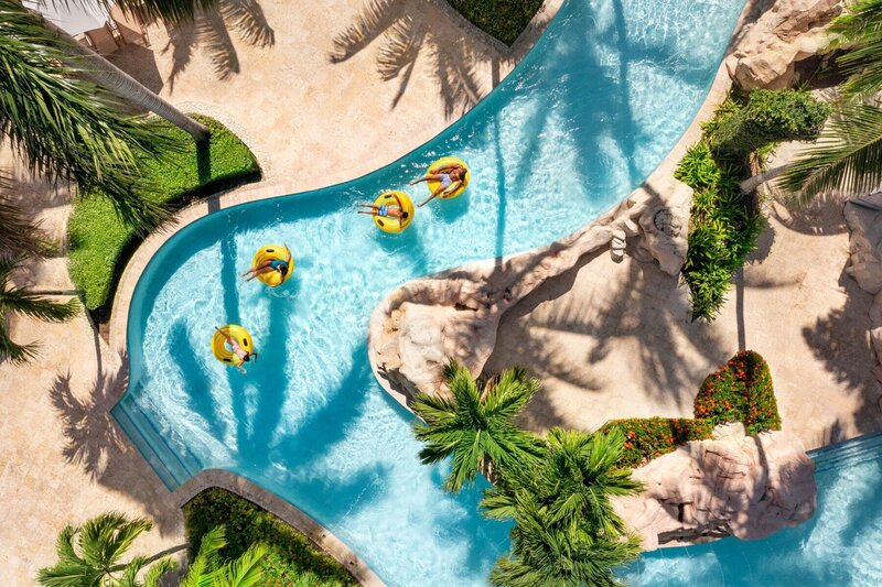 8-LazyRiverHotels-HiltonHallResort-Hilton-Rose-Hall-Resort-Spa_Lazy-River-3