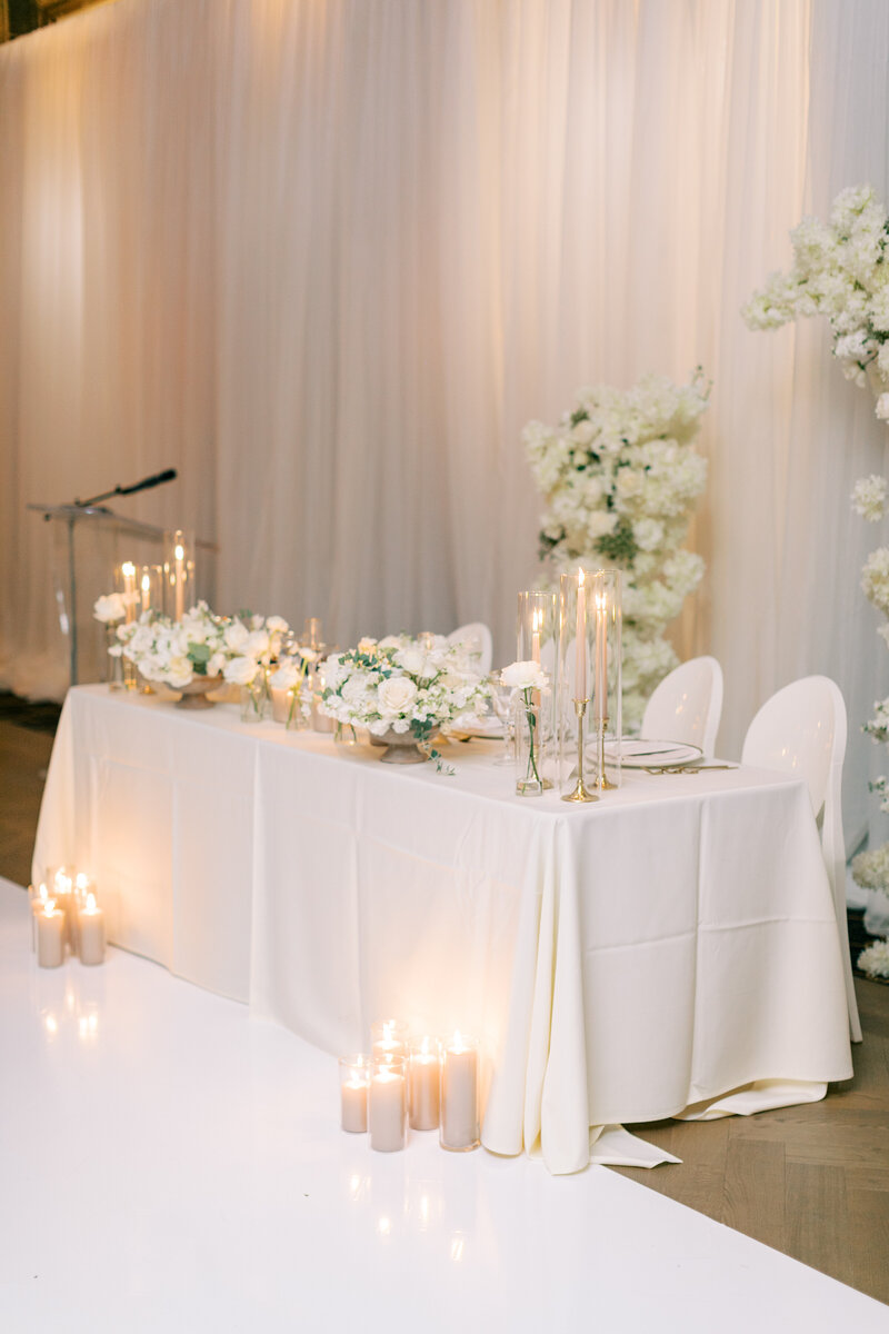 toronto-wedding-photographer-richelle-hunter-michael-bianca-liuna-station-Kendon Design Co. GTA Niagara Florist Wedding Planner-866
